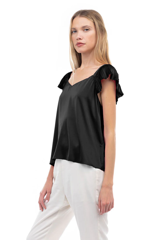 Flowy V Neck Top W Pleated Cap Sleeve
SB119240/2602