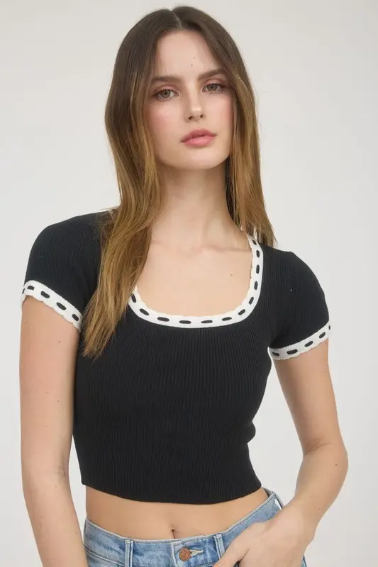 Contrast Trim S/S Sweater Crop Top
TW1806/2512