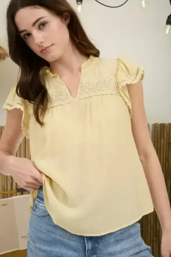 Split Neck Eyelet Crochet Top
TB8841/2512