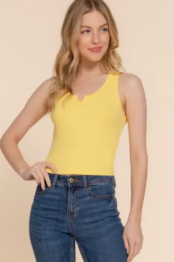 Sleeveless Scoop Neck Tank Top
T13841/2602